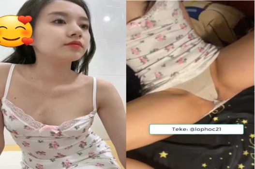 Poster of Clip 18+ nàng mông to vui vẻ ngập tràn